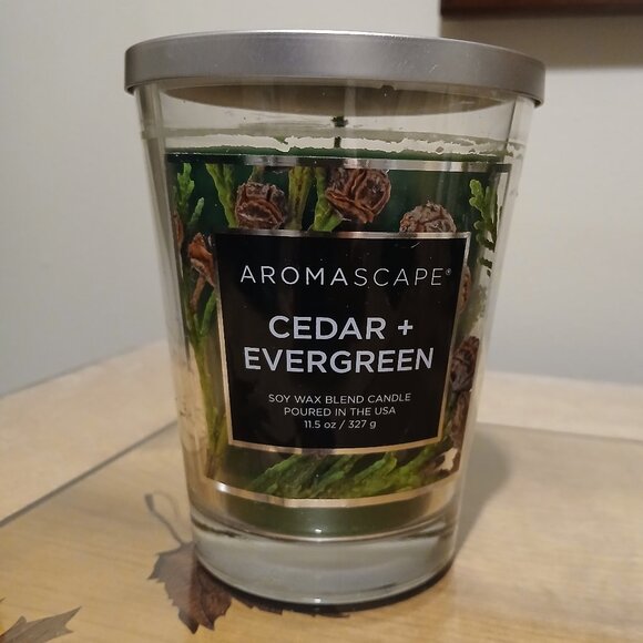 HUGE Yankee Candle & Aromascape Bundle! Pine Scent w/ Bonus Decor Candles - NWT - Picture 6 of 14